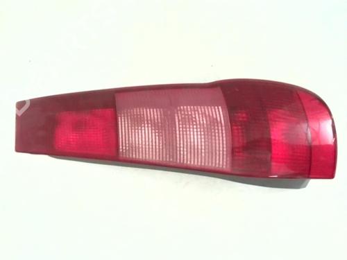 Used Right taillight FIAT PUNTO (176_) 60 1.2 (176AP, 176AR, 176AQ, 176BB) (60 hp) 24778929