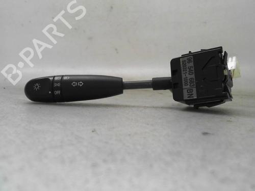 Used Switch CHEVROLET AVEO / KALOS Hatchback (T250, T255) 1.2 (72 hp) 24775020