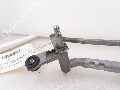 front-wiper-motor-renault-arkana-i-lcm_-ldn_-2019-24773032 main image