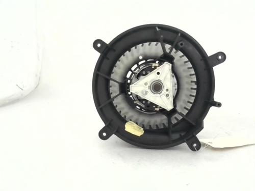 Heater blower motor MERCEDES-BENZ E-CLASS (W210) E 220 D (210.004) | BP24778704M62 