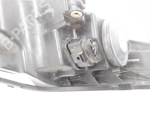 Left headlight FORD FIESTA VI (CB1, CCN) 1.4 TDCi | BP30085573C28 