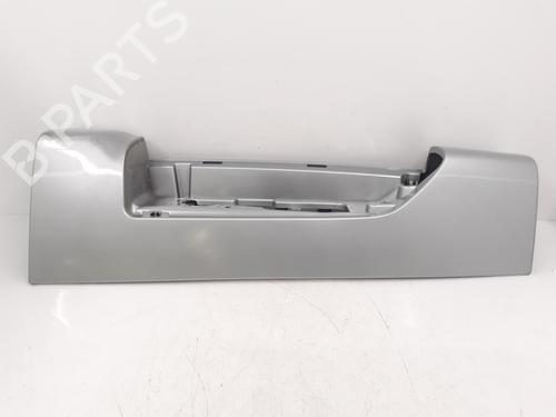 headlight-eyebrow-renault-trafic-iii-platformchassis-eg_-2014-31944405 main image