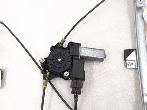 front-right-window-mechanism-bluecar-blueutility-2011-24788156 main image