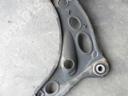 Used Right front suspension arm RENAULT TRAFIC III Bus (JG_) 2.0 dCi 145 (JGML) (145 hp) 24780489
