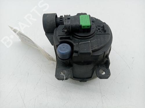 left-front-fog-light-fiat-500l-351_-352_-2012-33990685 main image