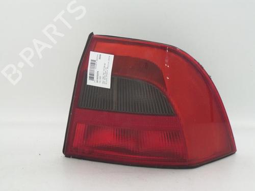 Højre baglygte OPEL VECTRA B Hatchback (J96) 1.8 i 16V (F68) | BP24773536C35 