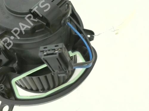 Heater blower motor RENAULT MEGANE IV Hatchback (B9A/M/N_) 1.6 TCe 205 (B9MV) | BP24779011M62 