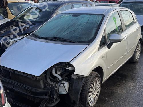 Used Parts FIAT PUNTO EVO (199_) 1.3 D Multijet (199AXC1A, 199BXC1A, 199AXT1A, 199BXT1A) (75 hp) 4452789