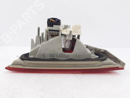 right-tailgate-light-bmw-3-touring-e91-2004-2005-2006-2007-2008-2009-2010-2011-2012-30726237 main image