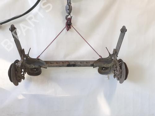 Used Rear axle NISSAN PRIMASTAR Van (X82) 2.0 dCi 130 (131 hp) 30061891