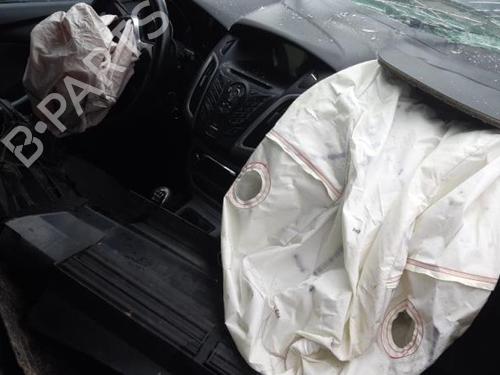 Used Parts FORD FOCUS III 1.6 TDCi 2416590