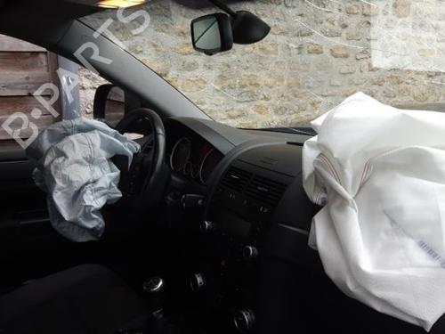 Venstre baklys, luke VW TOUAREG (7LA, 7L6, 7L7) 2.5 R5 TDI | BP24776464C79 
