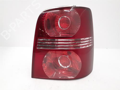 Used Right taillight VW TOURAN (1T1, 1T2) 1.9 TDI (105 hp) 30110130