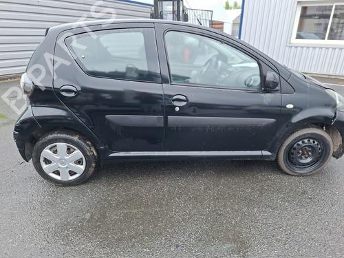 Brugte TOYOTA AYGO (_B1_) 1.0 (KGB10_, KGB10R) 4751431