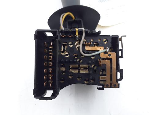 Used Switch Switch RENAULT TRAFIC II Bus (JL) 2.0 dCi 90 (JL00, JL01, JL0H, JL0M, JL0P, JL0S) (90 hp) 33205888 33205888