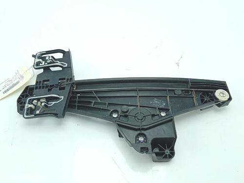 Vindusheismekanisme venstre bak Vindusheismekanisme venstre bak PEUGEOT 2008 II (UD_, US_, UY_, UJ_, UR_, UC_) 1.2 PureTech 130 (USHNS, URHNS) (130 hp) 37472892 37472892