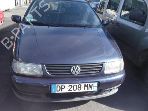 Right headlight VW POLO III (6N1) 64 1.9 D | BP24774195C29 