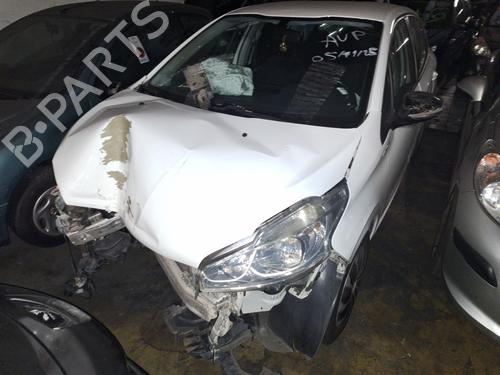 Used Parts PEUGEOT 208 I (CA_, CC_) 1.2 VTI 82 (82 hp) 4404441