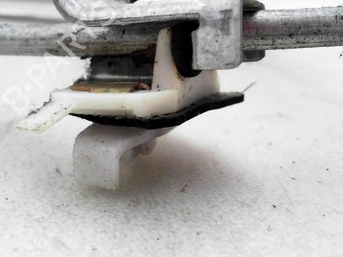 Rudehejsemekanisme ventre foran RENAULT CLIO I (B/C57_, 5/357_) 1.4 (80 hp) 24777717
