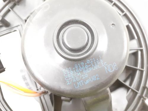 Used Heater blower motor Heater blower motor VW GOLF VII (5G1, BQ1, BE1, BE2) 1.6 TDI (105 hp) 24797709 24797709