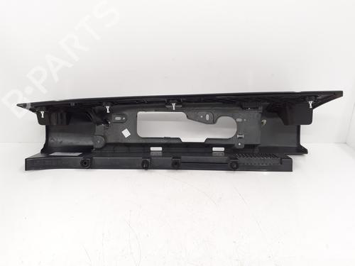 headlight-eyebrow-renault-trafic-iii-platformchassis-eg_-2014-31852175 main image