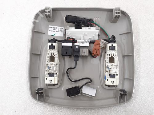 interior-roof-light-renault-kadjar-ha_-hl_-2015-24796980 main image