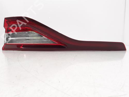 right-tailgate-light-renault-megane-iv-hatchback-b9amn_-2015-32746592 main image