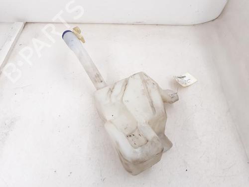 Windscreen washer tank FIAT 500L (351_, 352_) 1.3 D Multijet (199LXY1A, 199LXY11) | BP24785916C113 