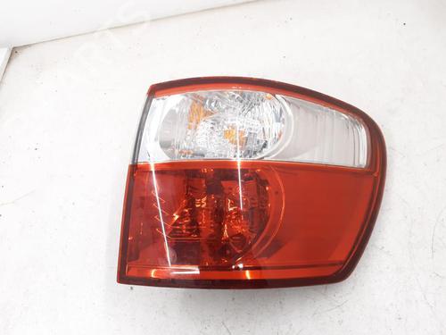 Used Right taillight TOYOTA AVENSIS VERSO (_M2_) 2.0 VVT-i (ACM20_, ACM20R) (150 hp) 24785577