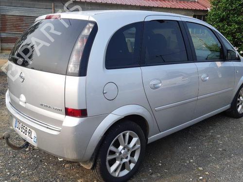 Błotnik przedni prawy OPEL MERIVA A MPV (X03) 1.7 CDTI (E75) | BP24788340C42 