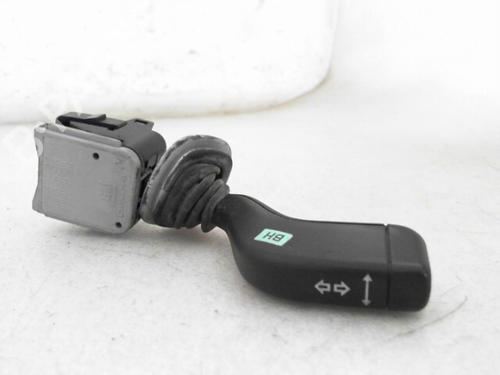 Used Switch OPEL VECTRA B Estate (J96) 2.0 DI 16V (F35) (82 hp) 24777559