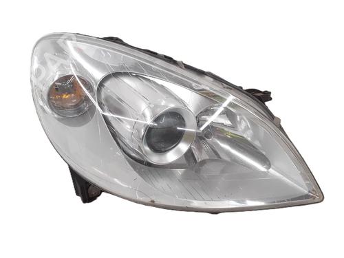 Used Right headlight MERCEDES-BENZ B-CLASS Sports Tourer (W245) B 200 CDI (245.208) (140 hp) 24796658