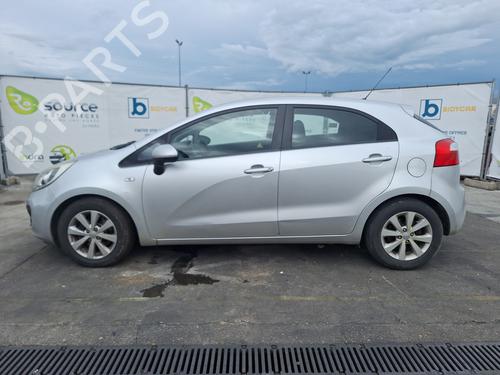Windscreen washer tank KIA RIO III (UB) 1.4 CRDi | BP29143042C113 