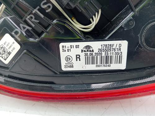 right-taillight-renault-clio-v-b7_-2019-33990676 main image