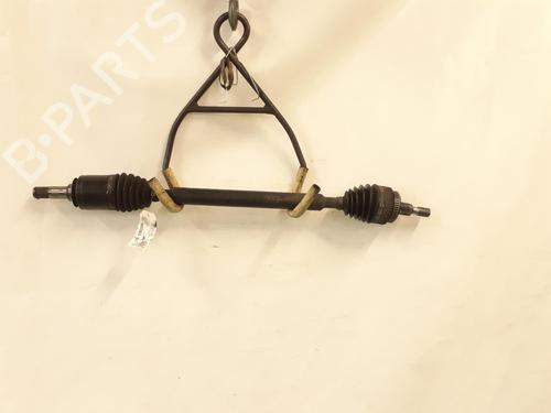 Used Right front driveshaft MERCEDES-BENZ M-CLASS (W163) ML 270 CDI (163.113) (163 hp) 24792266