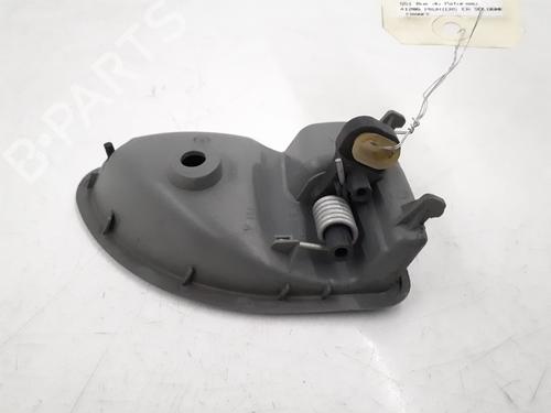 Used Front right interior door handle Front right interior door handle RENAULT TWINGO I (C06_) 1.2 16V (C060) (60 hp) 30134110 30134110