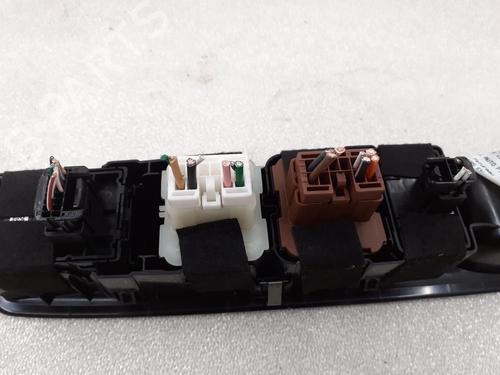 Switch DACIA SANDERO III 1.0 SCe 65 | BP24788933I30 