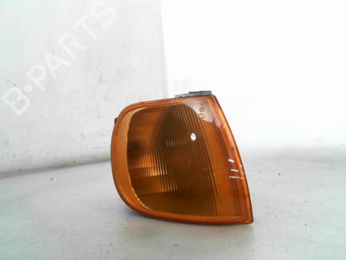 Used Right front indicator VW POLO III (6N1) 60 1.4 (60 hp) 24778268