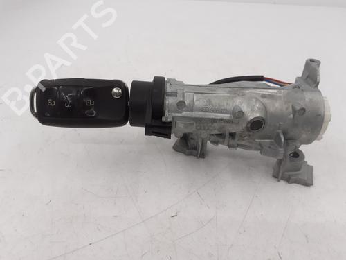 Used Ignition barrel VW TOURAN (1T3) 1.6 TDI (105 hp) 30157323