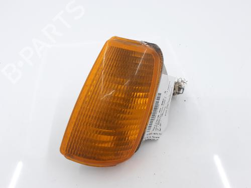 Used Left front indicator VW POLO Coupe (86C, 80) 1.3 (55 hp) 26572426