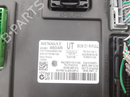 fuse-box-renault-megane-iv-hatchback-b9amn_-2015-24796941 main image