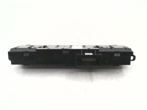 Warning switch RENAULT CLIO V (B7_) 1.5 Blue dCi 85 (B7AG) | BP24781584I22 - Image 2