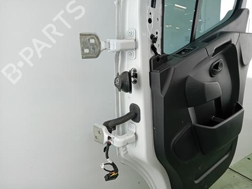 Used Right front door Right front door RENAULT MASTER III Bus (JV) 2.3 dCi 135 FWD (JV0N, JV08) (136 hp) 35810690 35810690