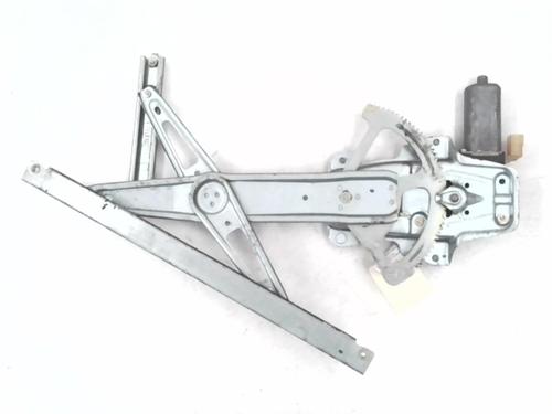 Rudehejsemekanisme Højre foran TOYOTA YARIS (_P1_) 1.3 (SCP12_, SCP13_, SCP12R, SCP13R) (87 hp) 24781691