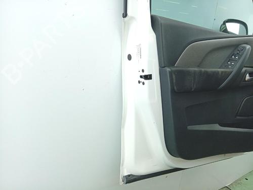 Used Left front door Left front door 38636786 38636786