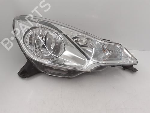 Used Right headlight CITROËN C3 II (SC_) 1.2 VTi 82 (82 hp) 30147023
