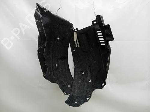 wheel-arch-renault-megane-iv-hatchback-b9amn_-2015-34218911 main image