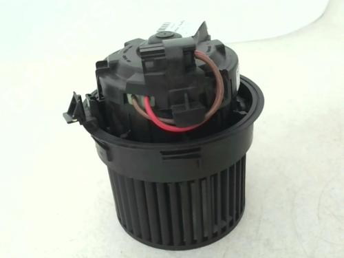 Heater blower motor DACIA DUSTER (HM_) 1.5 dCi 115 (HMAD) | BP24779042M62 