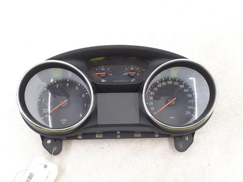 instrument-cluster-opel-insignia-b-sports-tourer-z18-2017-24795556 main image