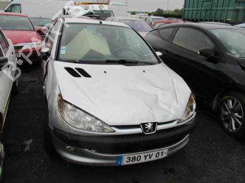Højre foran tåkelykt PEUGEOT 206 Hatchback (2A/C) 1.4 HDi eco 70 | BP24773835C31 